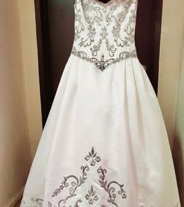 ⚡FLASH SALE⚡Beautiful wedding gown